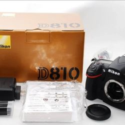 Nikon D810 36.3 Megapixel Full-Frame Digital SLR Body V with Nikon MB-D12 Battery Grip for D810