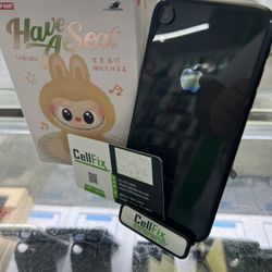 iPhone XR Unlocked 64gb (black)