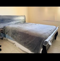 Queen size bed