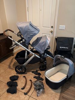 UPPAbaby Vista V1 Double Stroller Bundle - Excellent  condition