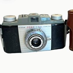 Vintage 1950's Kodak pony 135 film camera.