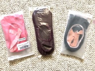 Brand new yoga socks (3 pairs)