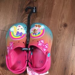 NWT JoJo Siwa clog Size 7/8