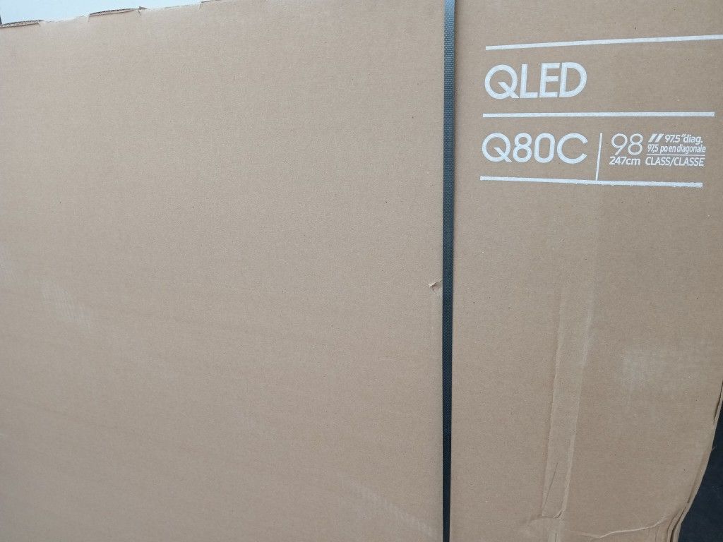 SAMSUNG 98" INCH QLED 4K Q80C