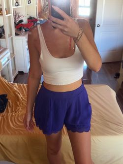Lush Purple Scallop Hem Women's Shorts
