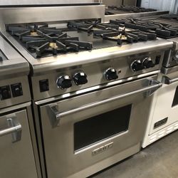 Wolf 30” Stainless Steel Gas Range Stove 