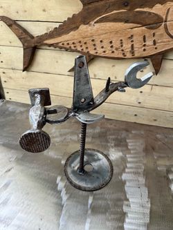 Welded hammerhead shark display