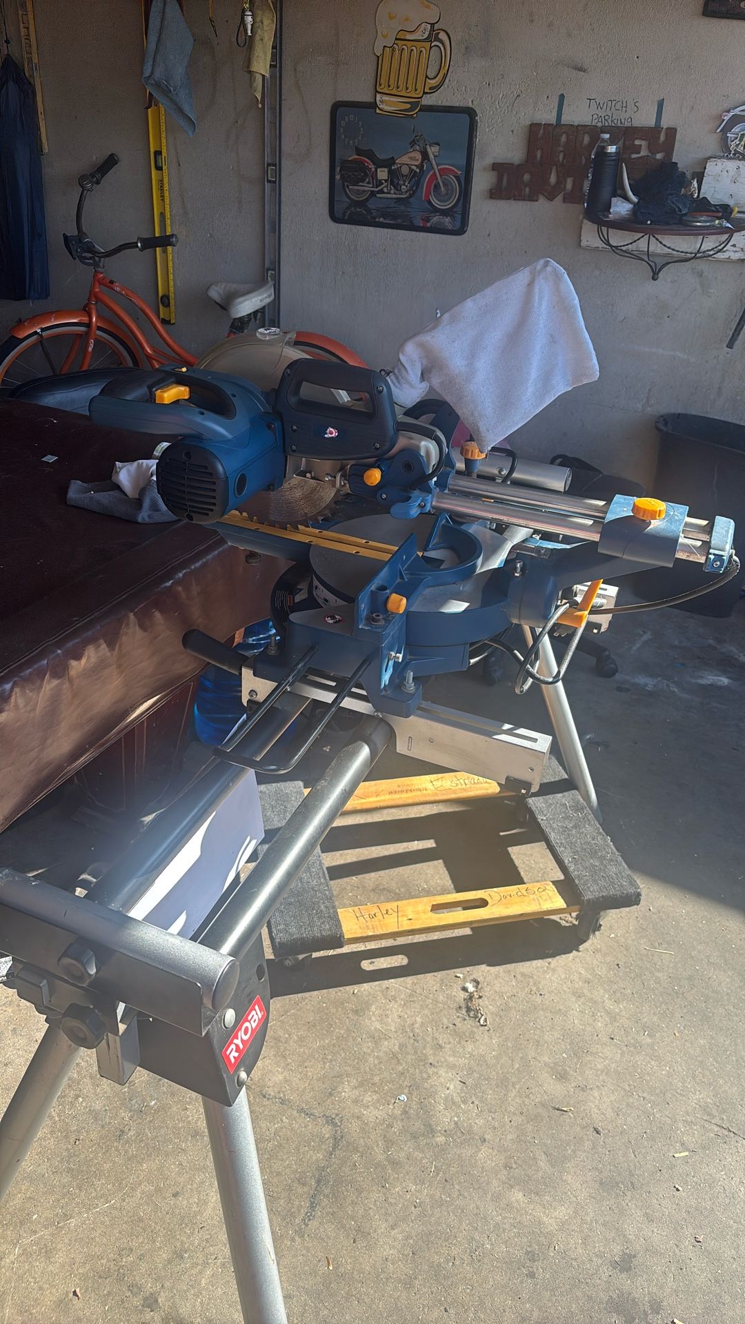 Miter saw