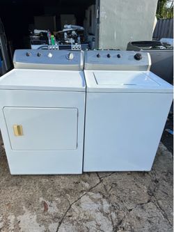 Washer and dryer good condition everything works fine