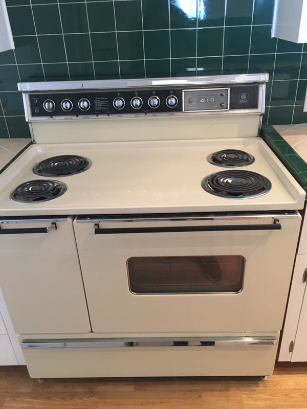 GE vintage stove/oven