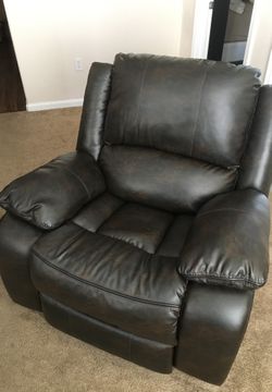Couch set (2 total pieces)