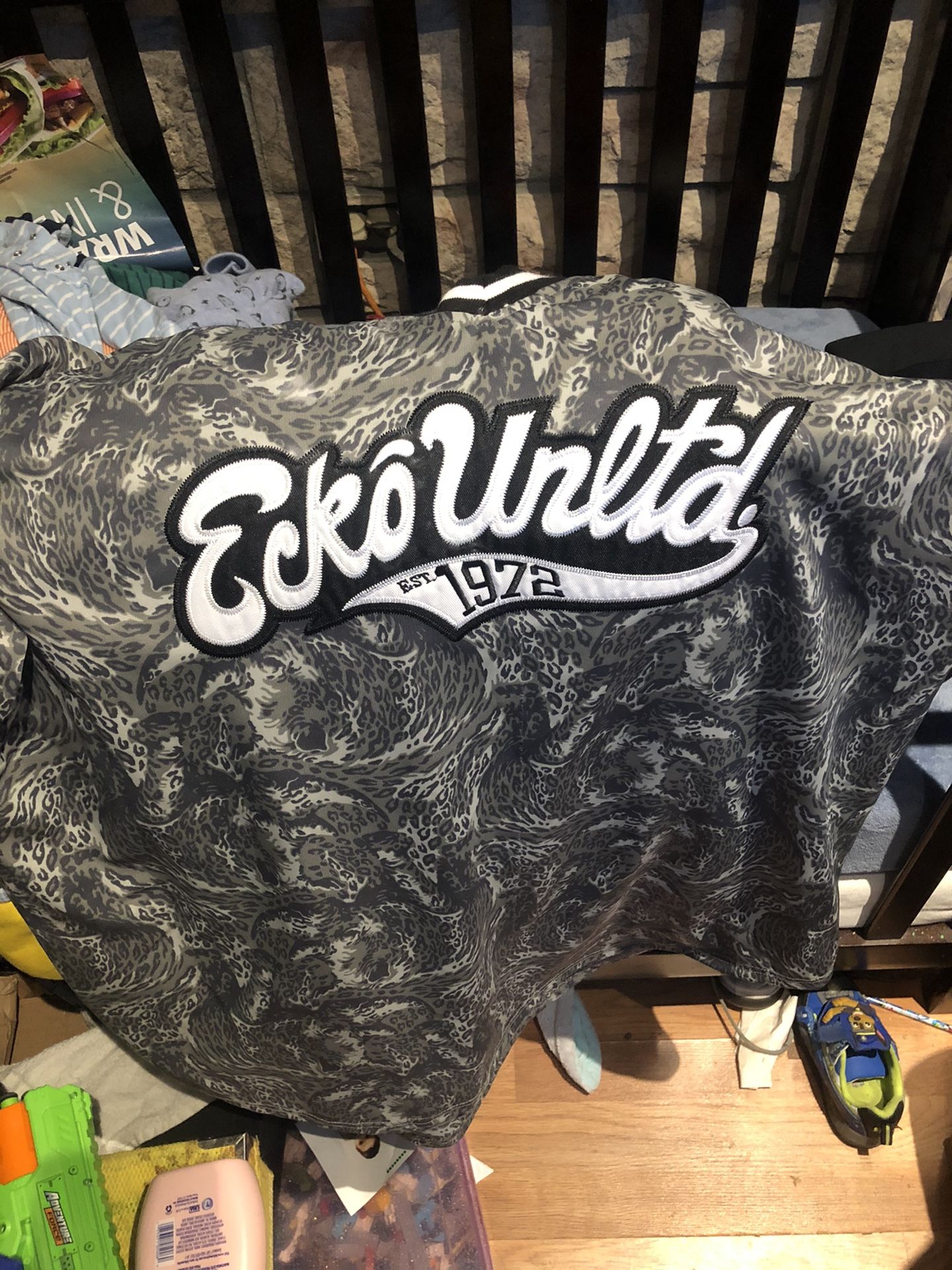 Ecko Unltd grey camo shirt