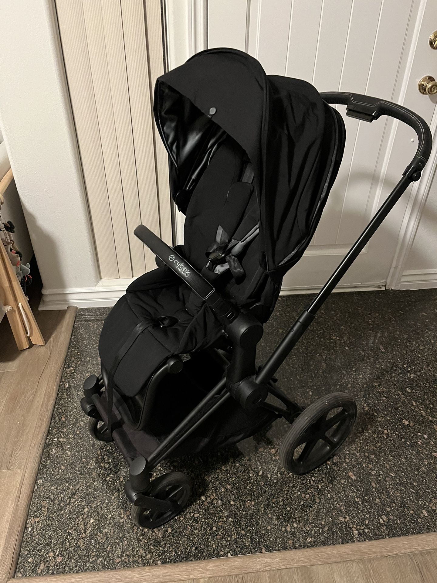 Cybex Priam. Seat + Cot / Bassinet