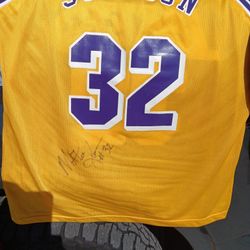 Magic Johnson Signed Jersey #32