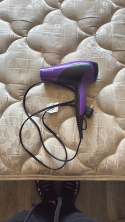 blow dryer