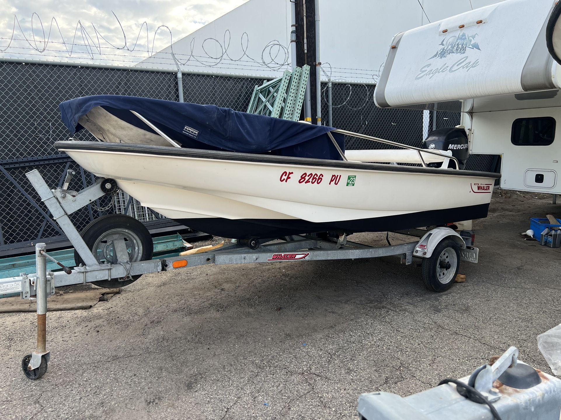 2002 Boston Whaler 130 sport