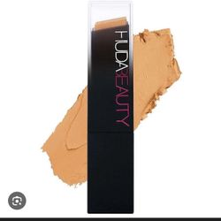 Huda Beauty 