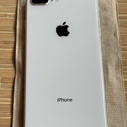 iPhone 8 Plus
