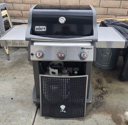 Weber Spirit BBQ - 3 Burner grill - propane