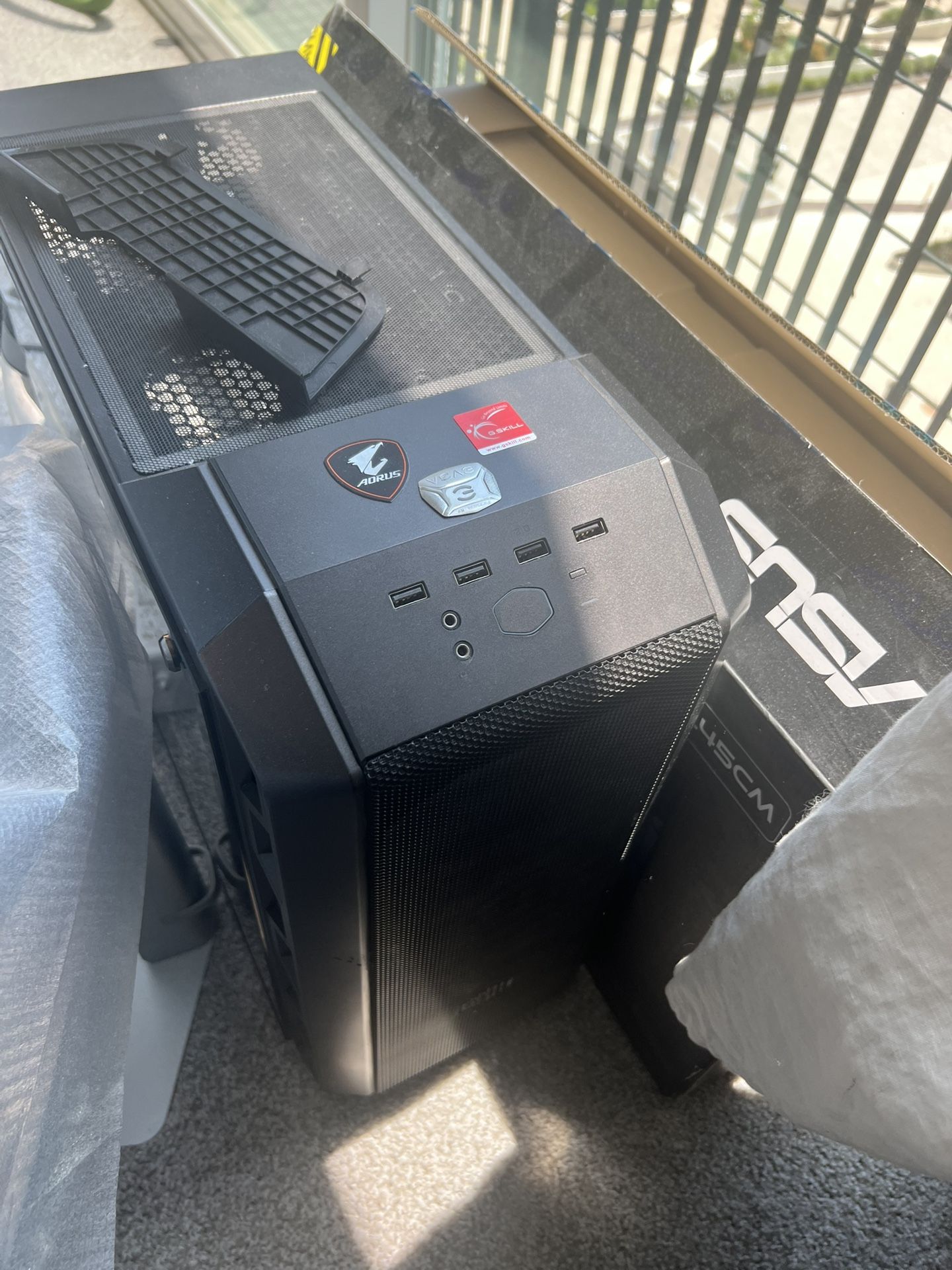 Cooler Master H500 Computer Case