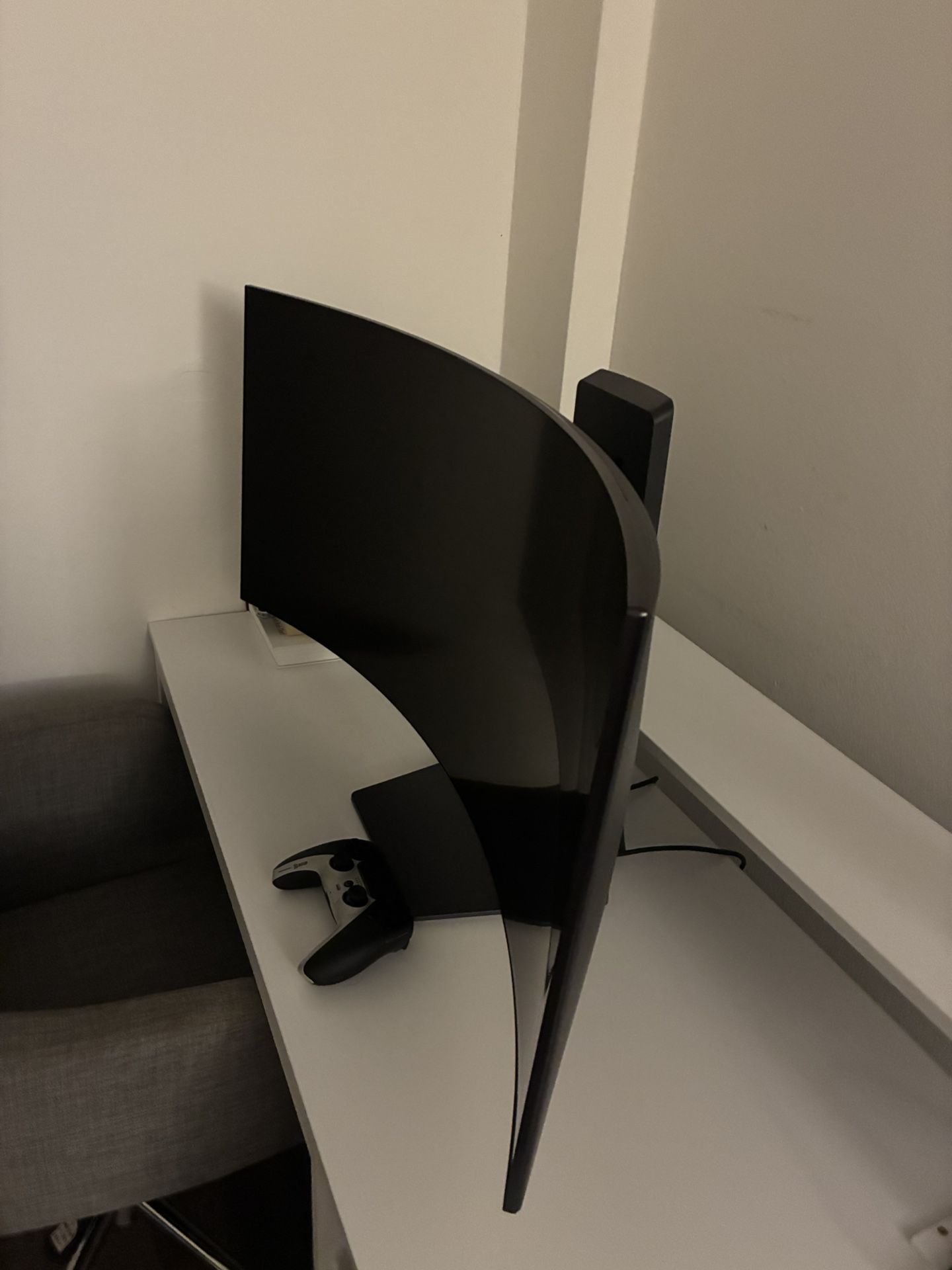 LG Ultragear 39 Oled Gaming Monitor