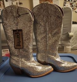 Bedazzled Western Boots size 8