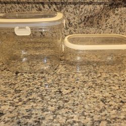 Ice Cube Containers 