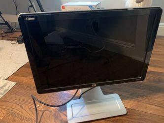 HP HDMI w/2207h Monitor Used