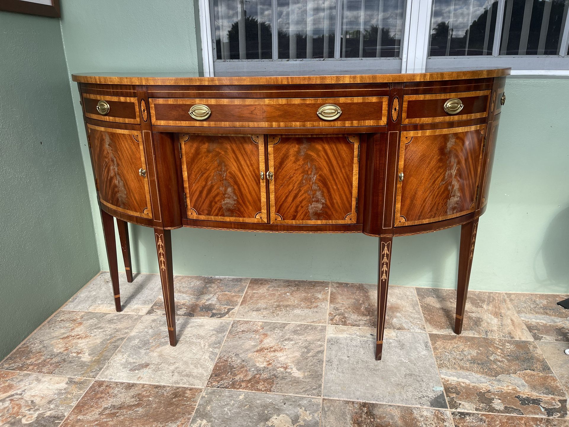 Hickory White American Masterpiece Collection EntryWay Table 66”W x 22”D x 40”H (Used Condition, Some Sign of Use). $500 Firm on Price