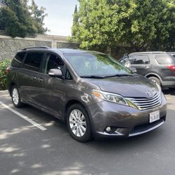 2015 Toyota Sienna