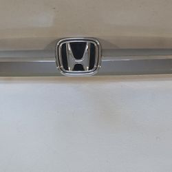 2018 - 2020 HONDA ODYSSEY Front Bumper Upper Grille Trim Molding OEM 74890-THR 