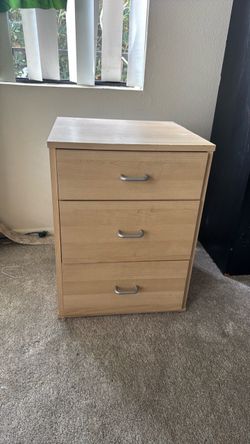 3-Drawer Chest of Drawers