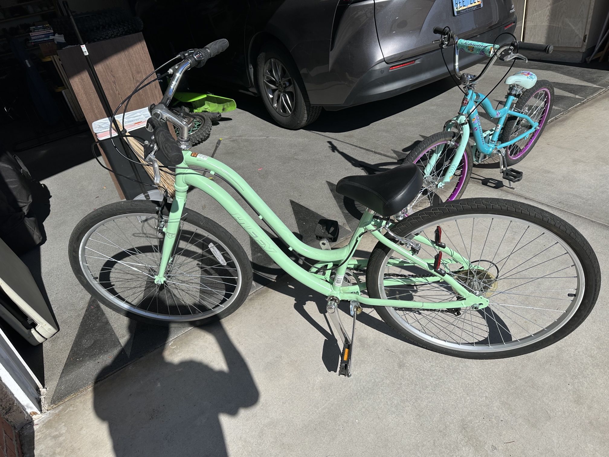 Aqua Green Beach Cruiser And Kids Bike/ Bike Rack