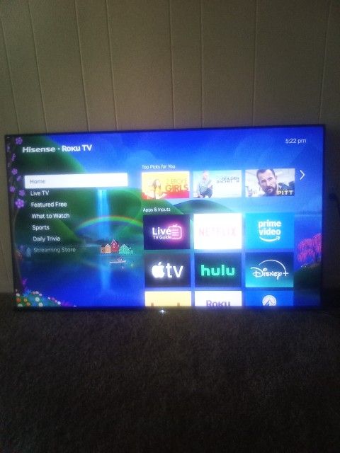 Roku TV With Remote And Legs