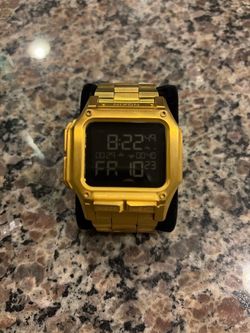 Nixon Regulus Gold