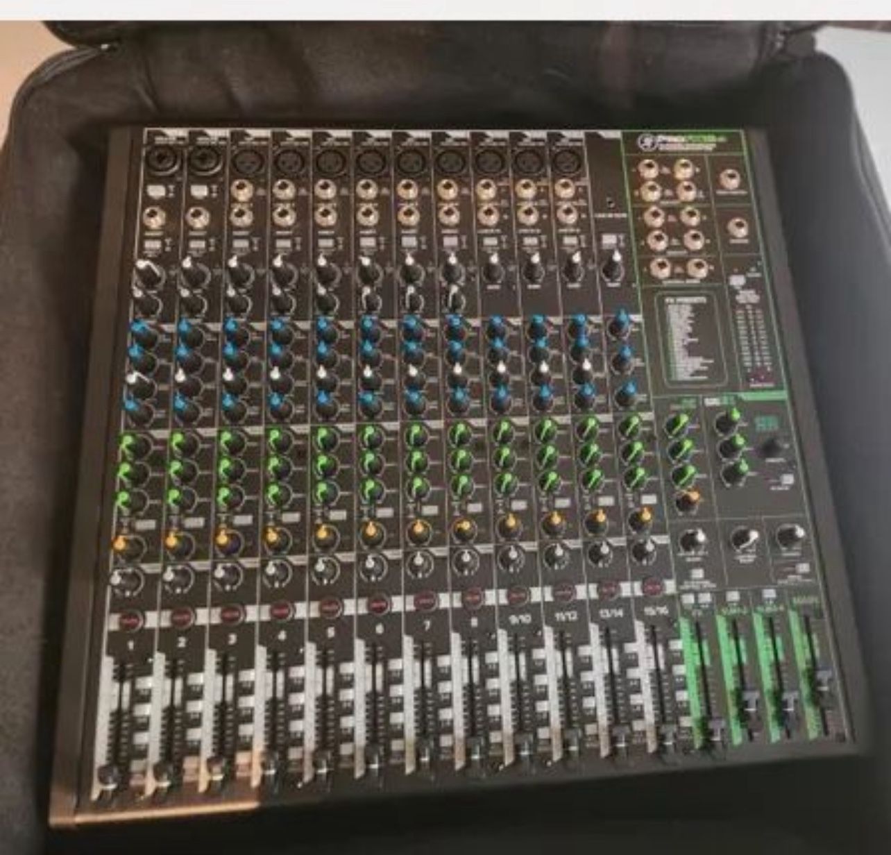Mackie Profx 16 V3 Mixer