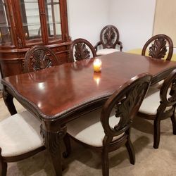 Dining Room Set 8 Chairs, Leaf And Hutch BEST OFFER