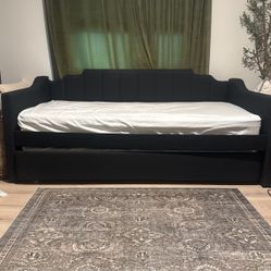 Twin Bed With Trundle