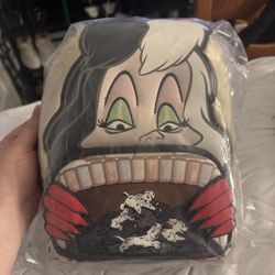 LOUNGEFLY 101 DALMATIANS CRUELLA MINI BACKPACK NEW