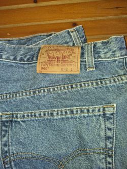 Jeans and shorts for man. Size 42 x 32. $10.00 each
