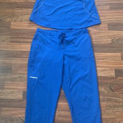 Skechers Barco Uniforms Scrubs Set/Outfit Women Size L Beautiful Blue Short Slv
