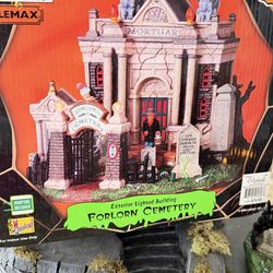 Lemax Spooky Town~ Forlorn Cemetery tor