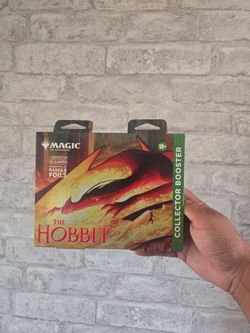 The Hobbit Magic the gathering collector booster omega pack