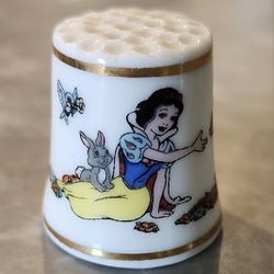 NE The First Disney Characters Thimble Collection Snow White