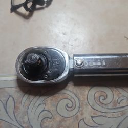 Torque Wrench 1/2 In Alltrade. Excellent Condition Torque, E MESA 