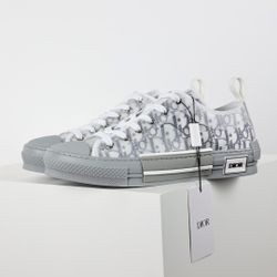 D.ior B23 Oblique Low Top Sneakers 4-12