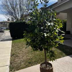 Artificial tree