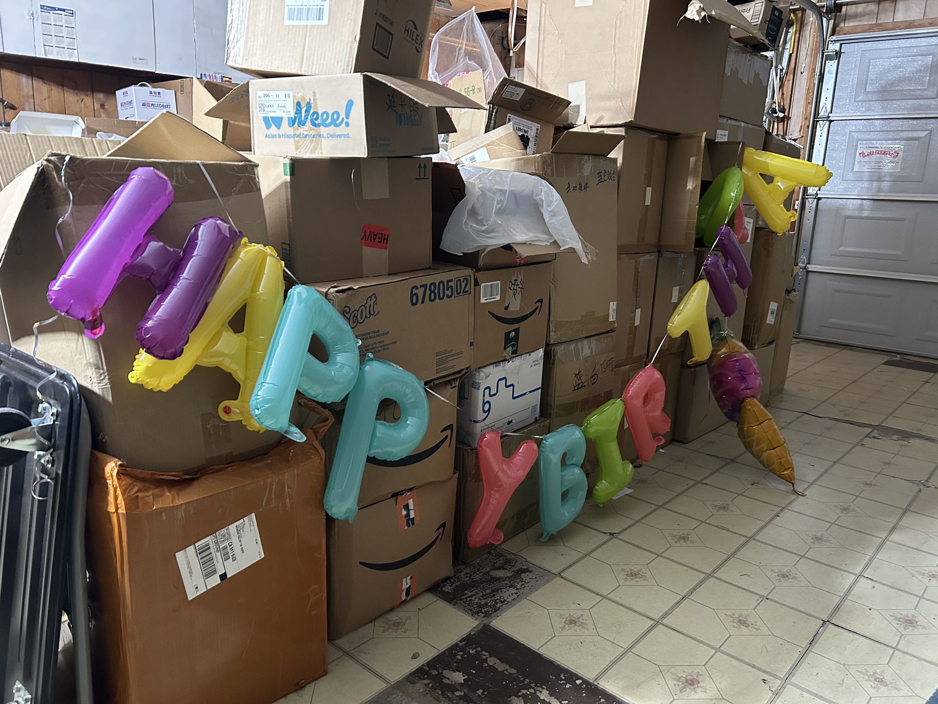 Aerated Happy birthday balloons sample