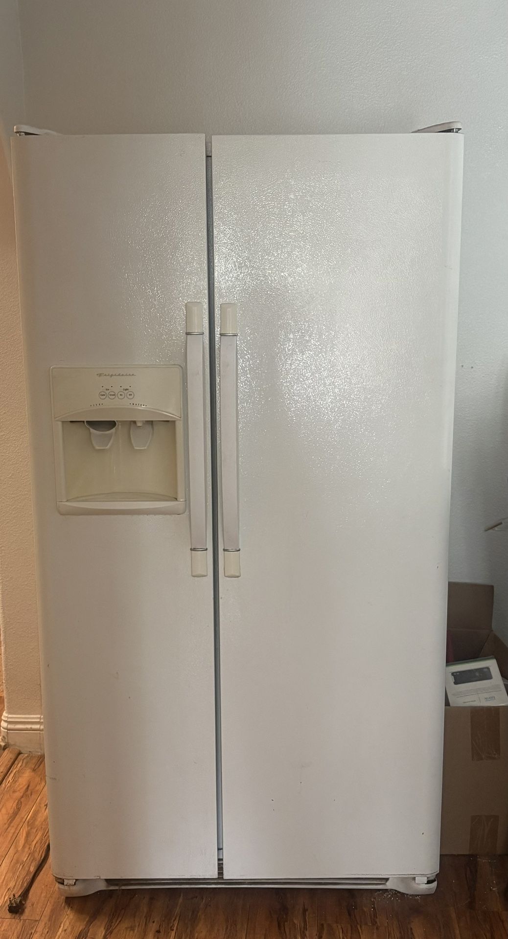 Good Working Refrigerator 
