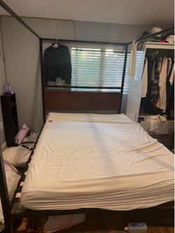 Queen size bed